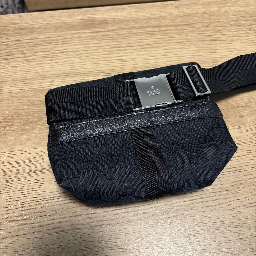 GUCCI ナイロンショルダーバッグ