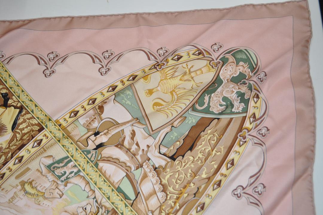 HERMES エルメス スカーフ カレ90 La vie a cheval - メルカリ