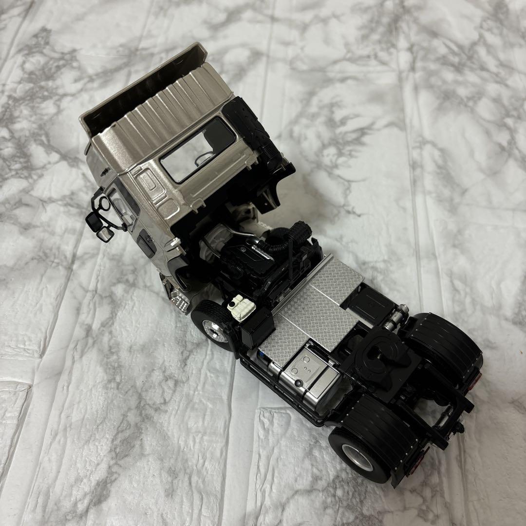 UD TRUCKS QUON クオン 1/43 トラクターヘッド UDトラックス