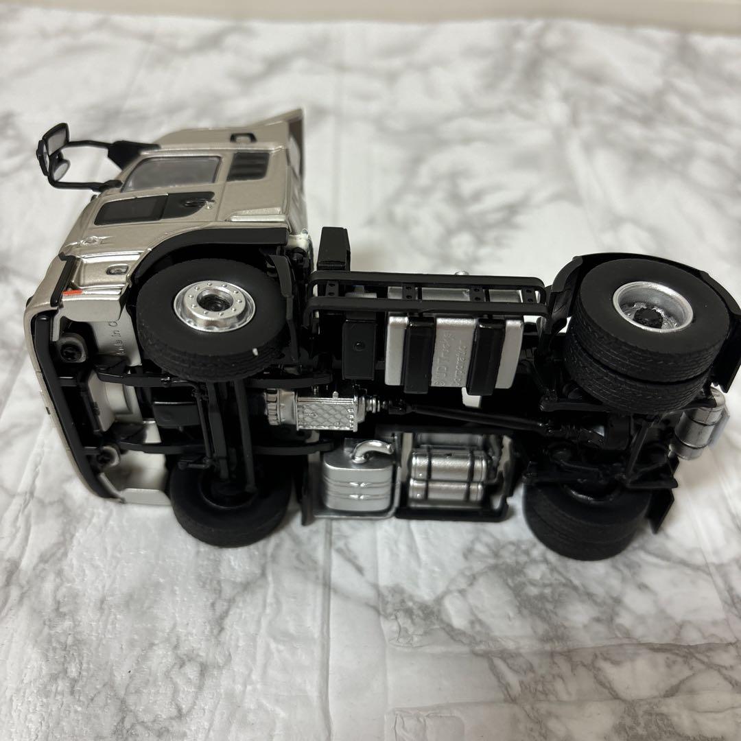 UD TRUCKS QUON クオン 1/43 トラクターヘッド UDトラックス