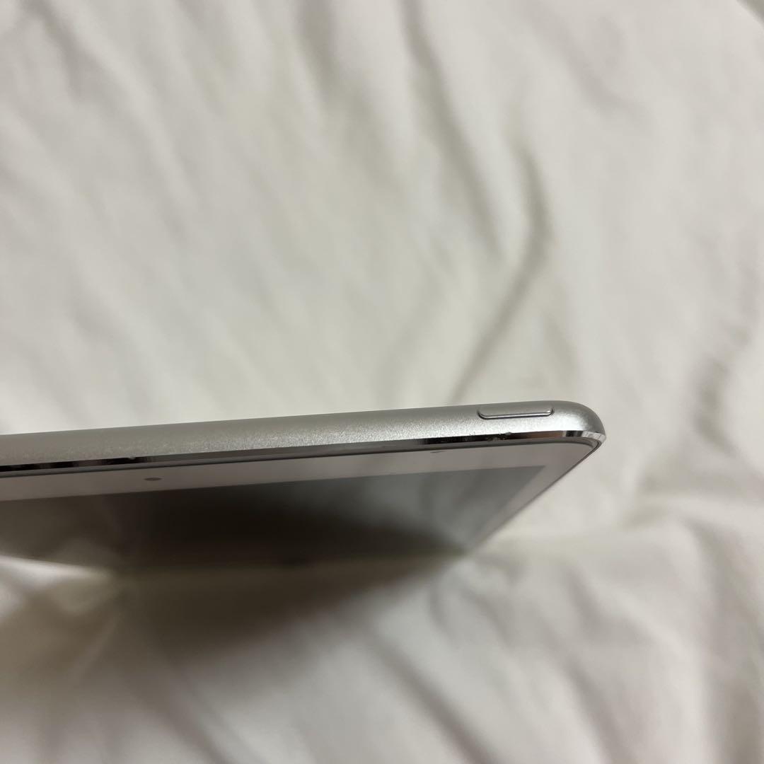 iPad mini 第4世代 64GB シルバー 2015 iPad mini 第4世代 Wi-Fi 64GB - シルバー(整備済み品