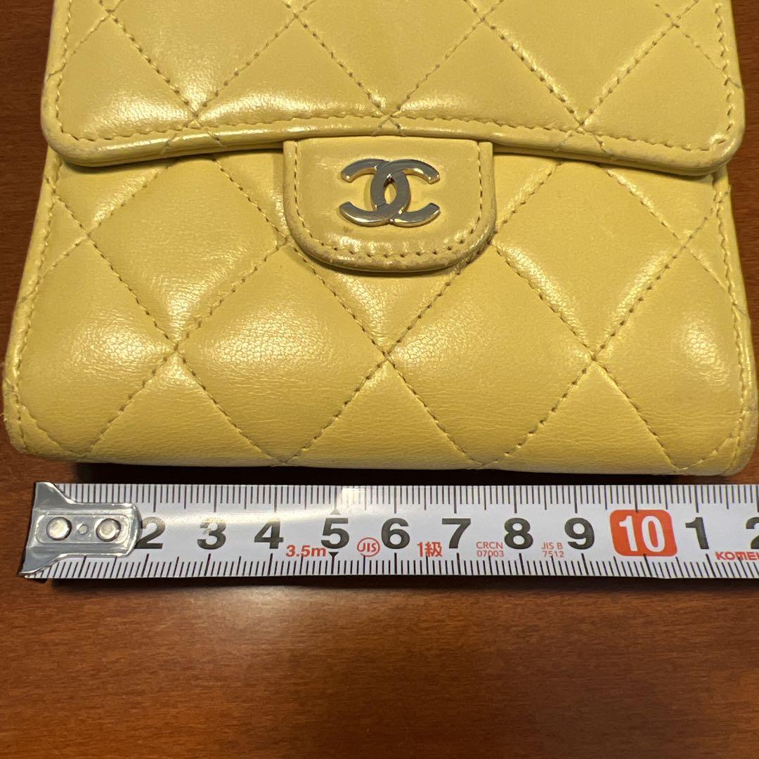 CHANEL イエロー 三つ折り財布