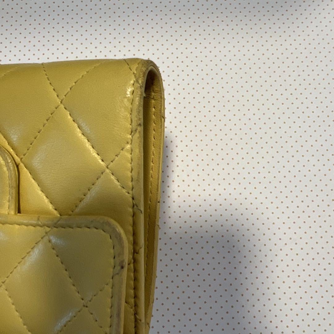 CHANEL イエロー 三つ折り財布