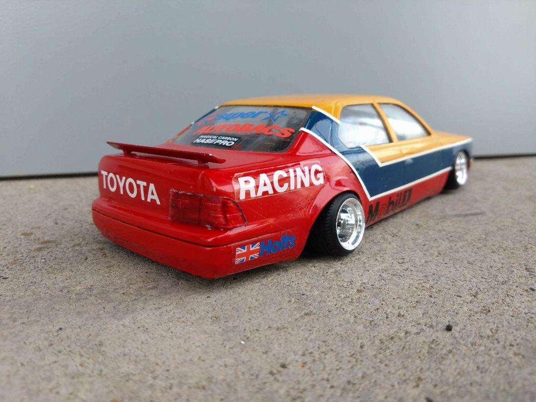アオシマ 1/24 ザ・モデルカー No.21 トヨタ UCF21 セルシオ C