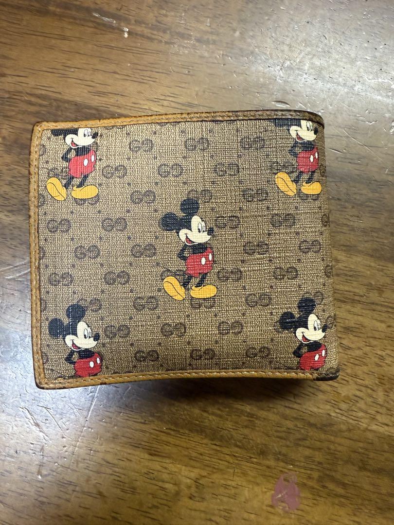 GUCCI × Disney ミッキーマウス 二つ折り財布 - メルカリ