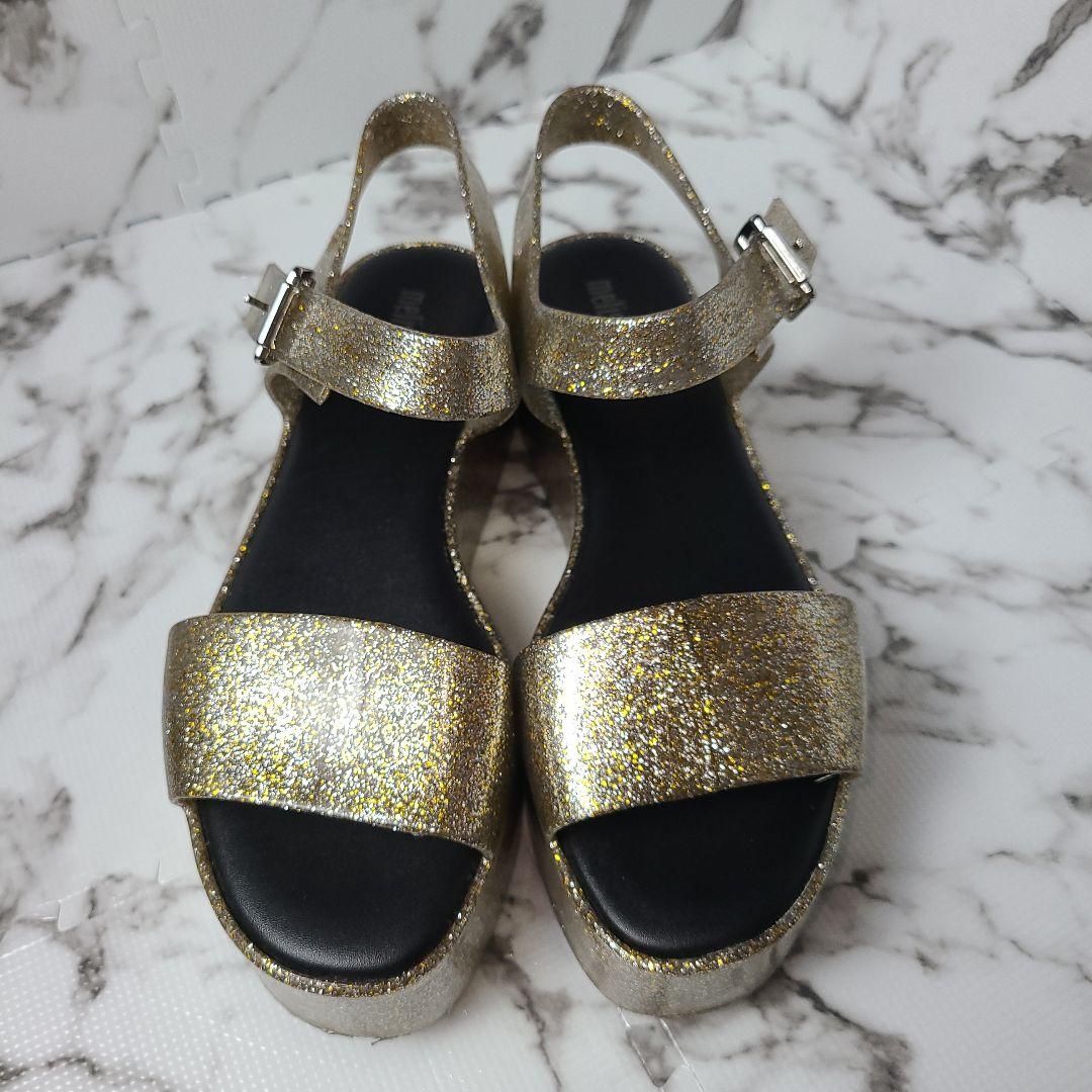 超人気ブティック ラメ 厚底 サンダル melissa ゴールド バックル ストラップ 靴
