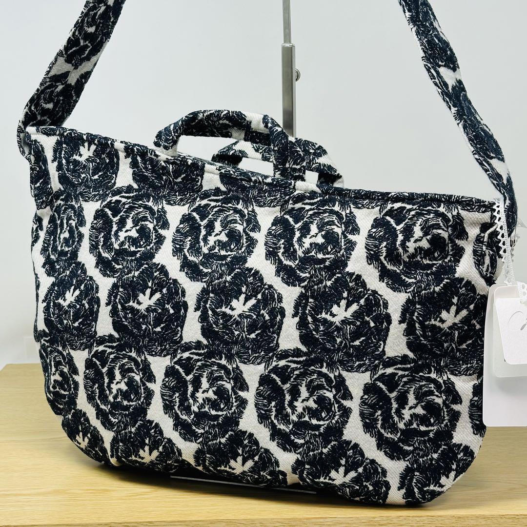mina perhonen flair ショルダーバッグ　S 刺繍　クロスボディ