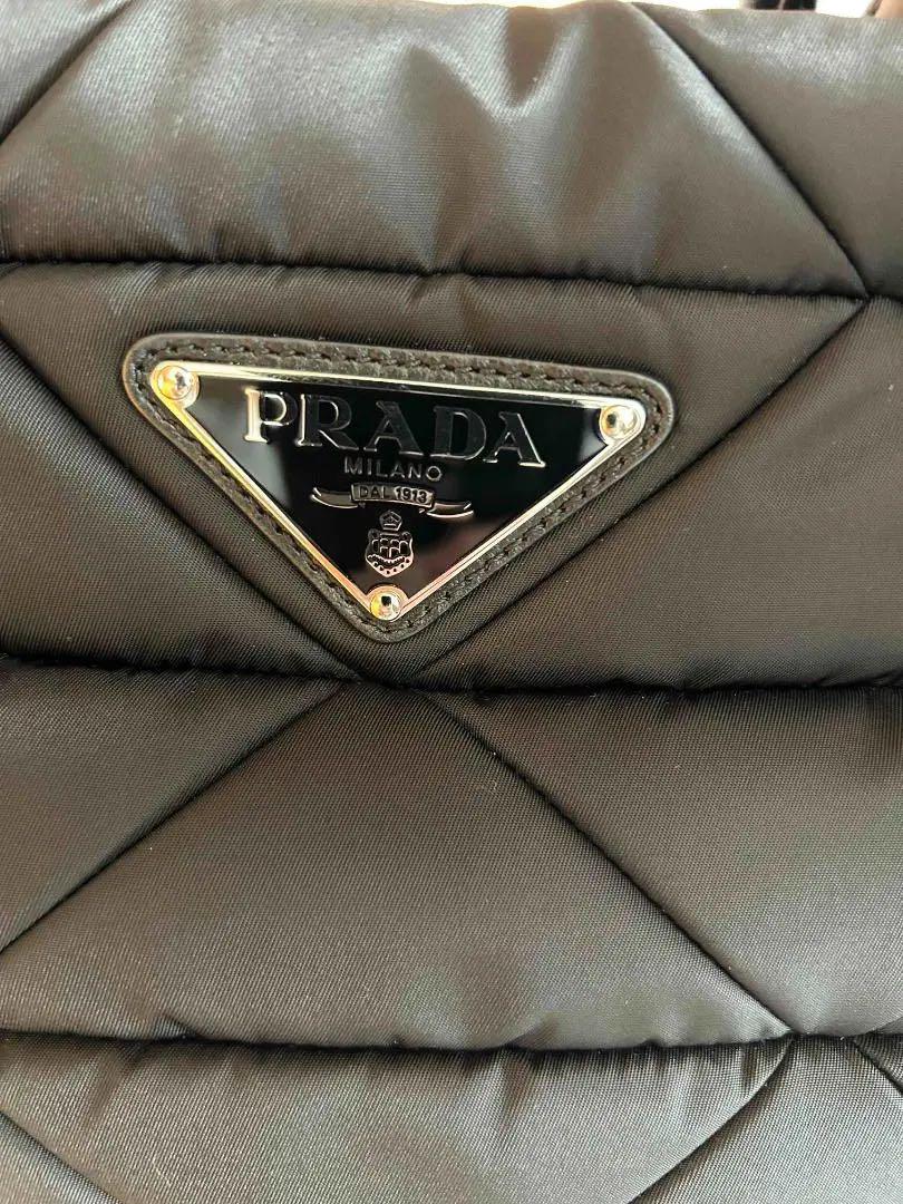 プラダ　ミディアム パデッドRe-Nylon トートバッグ　ショルダーバッグ
