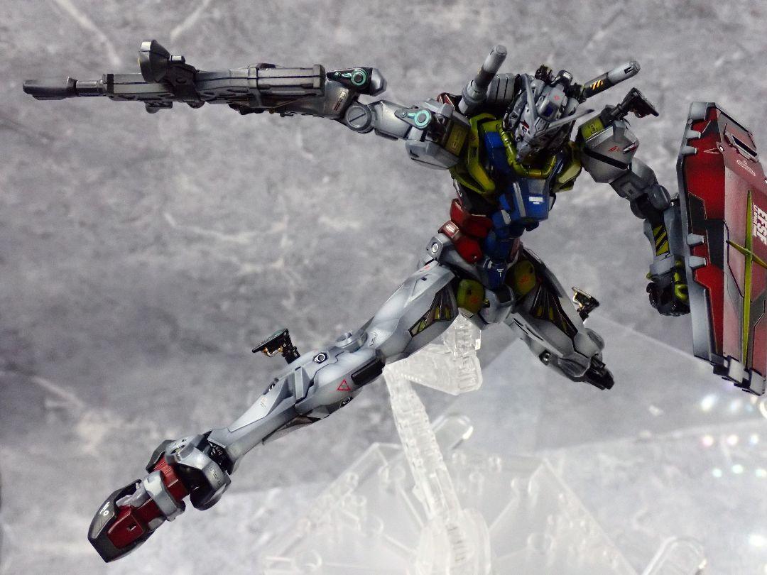 HG ジークアクス 白いガンダム(元は赤いガンダム) ガンプラ 全塗装 完成品