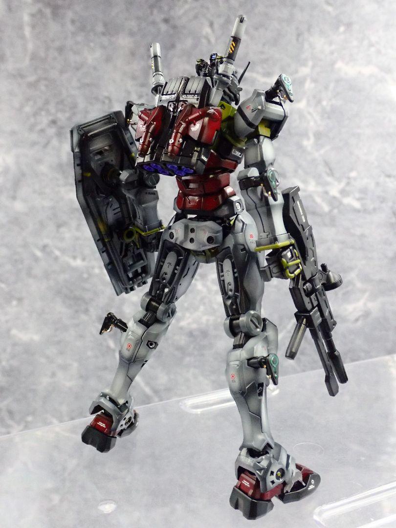 HG ジークアクス 白いガンダム(元は赤いガンダム) ガンプラ 全塗装 完成品