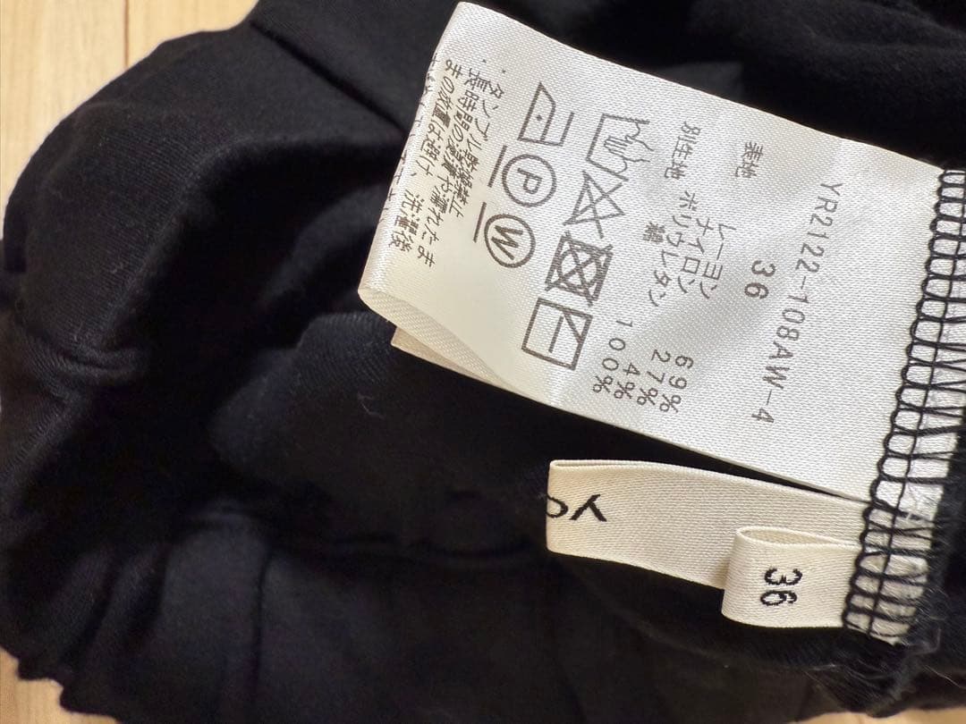 yori ぬくぬくフロントスリットレギパン ブラック36 yori ぬくぬくフロントスリットレギパン ブラック36