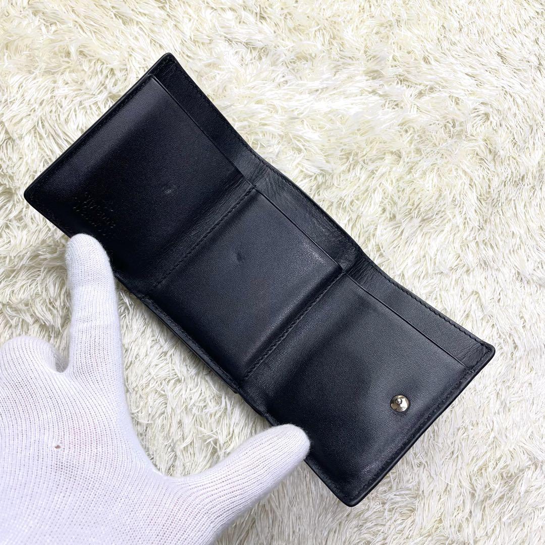 付属品完備 ヴィヴィアンウェストウッド 三つ折り財布 エナメル