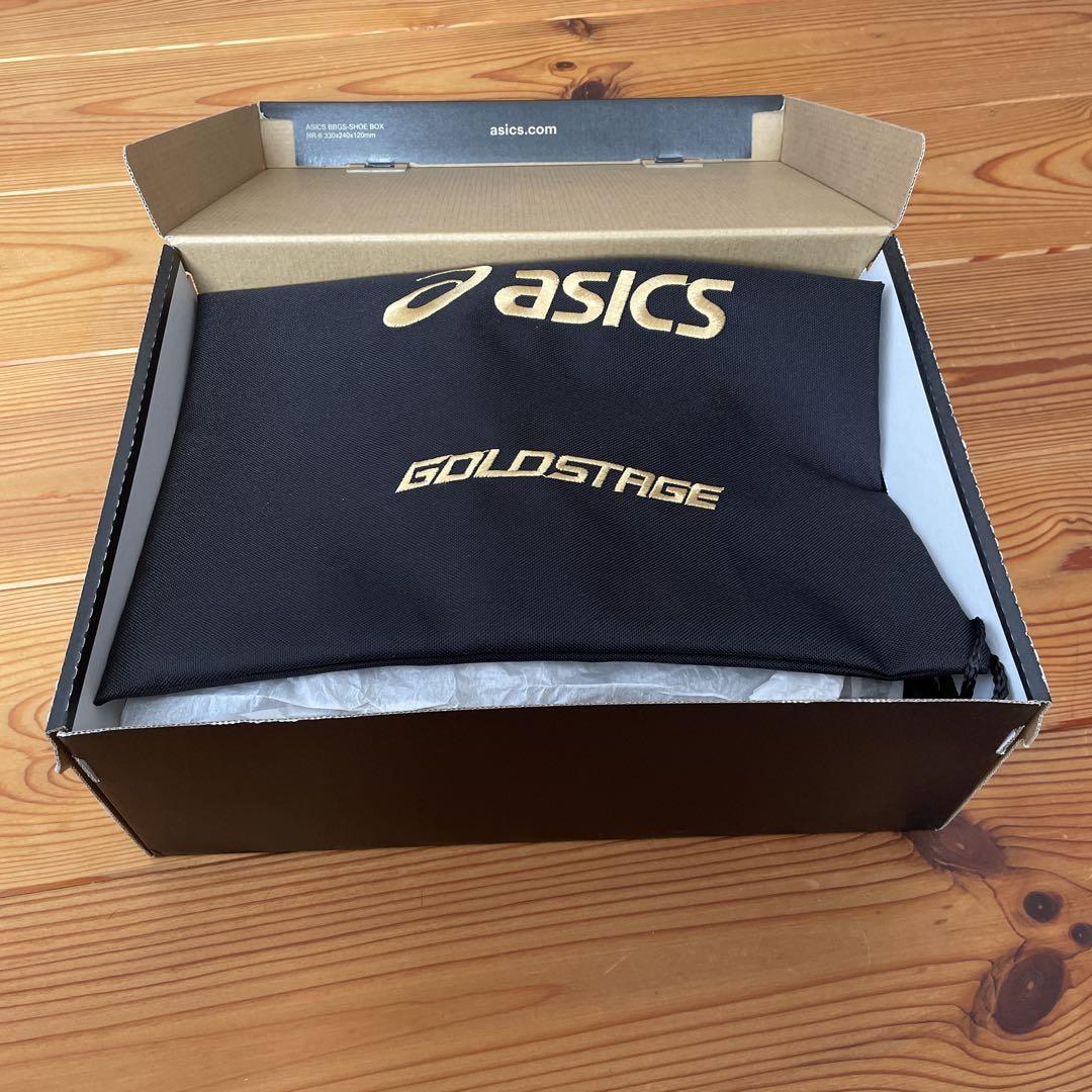 asics トレーニングシューズ オーダー　黒/赤/白