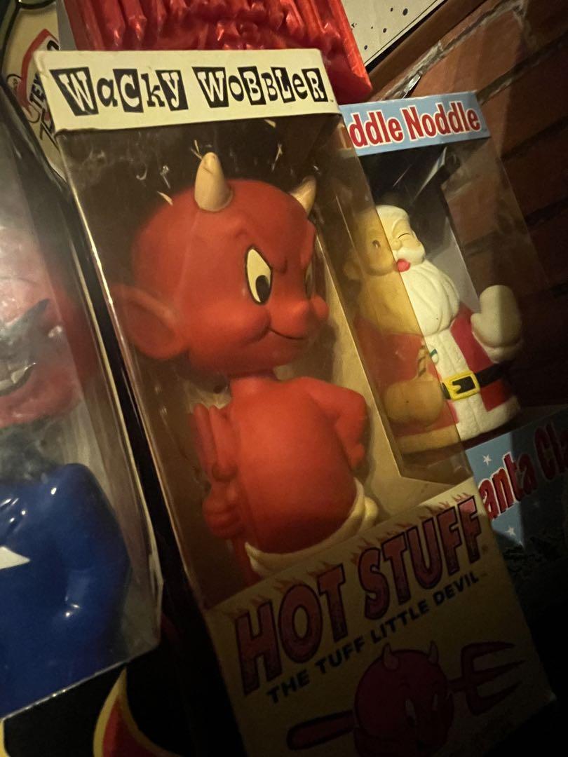 ボビングヘッド　hot stuff