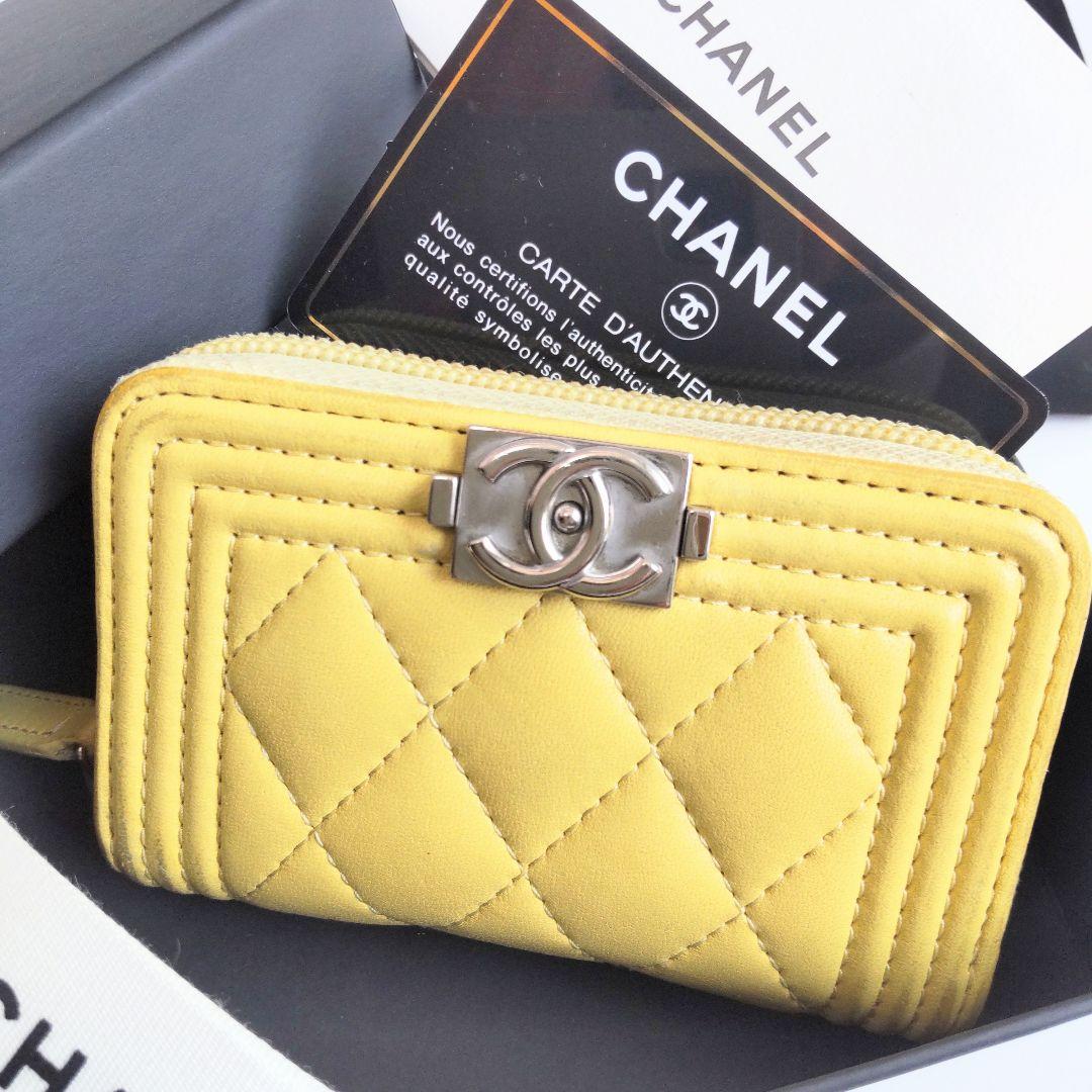 良品 CHANEL ボーイシャネル キルティング ココマーク ミニ財布 黄色