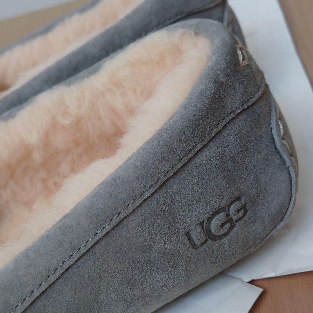 【国内発送】 UGGモカシン未使用 - モカシン