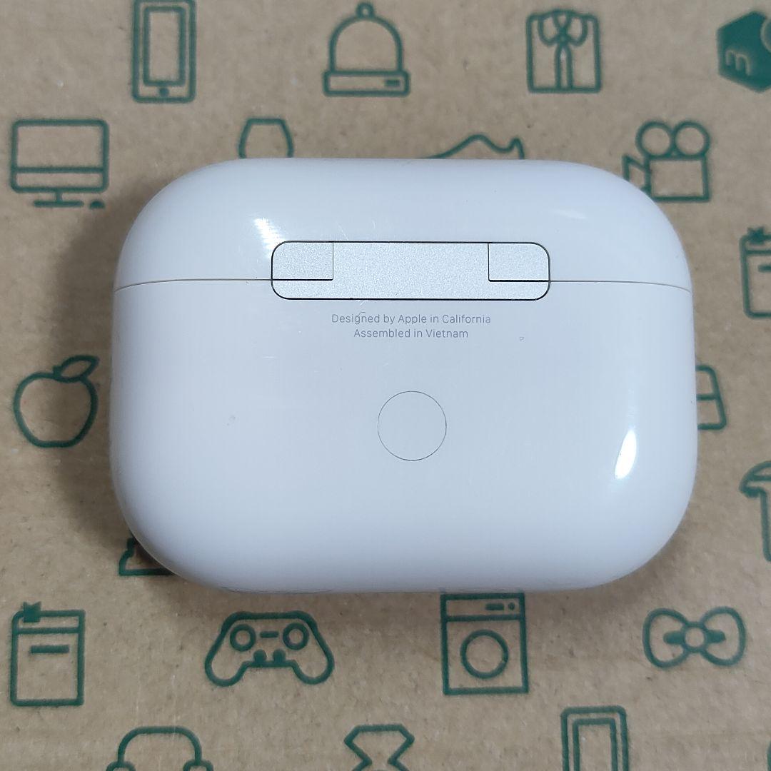 Apple AirPods Pro 2世代 充電ケースのみ 750