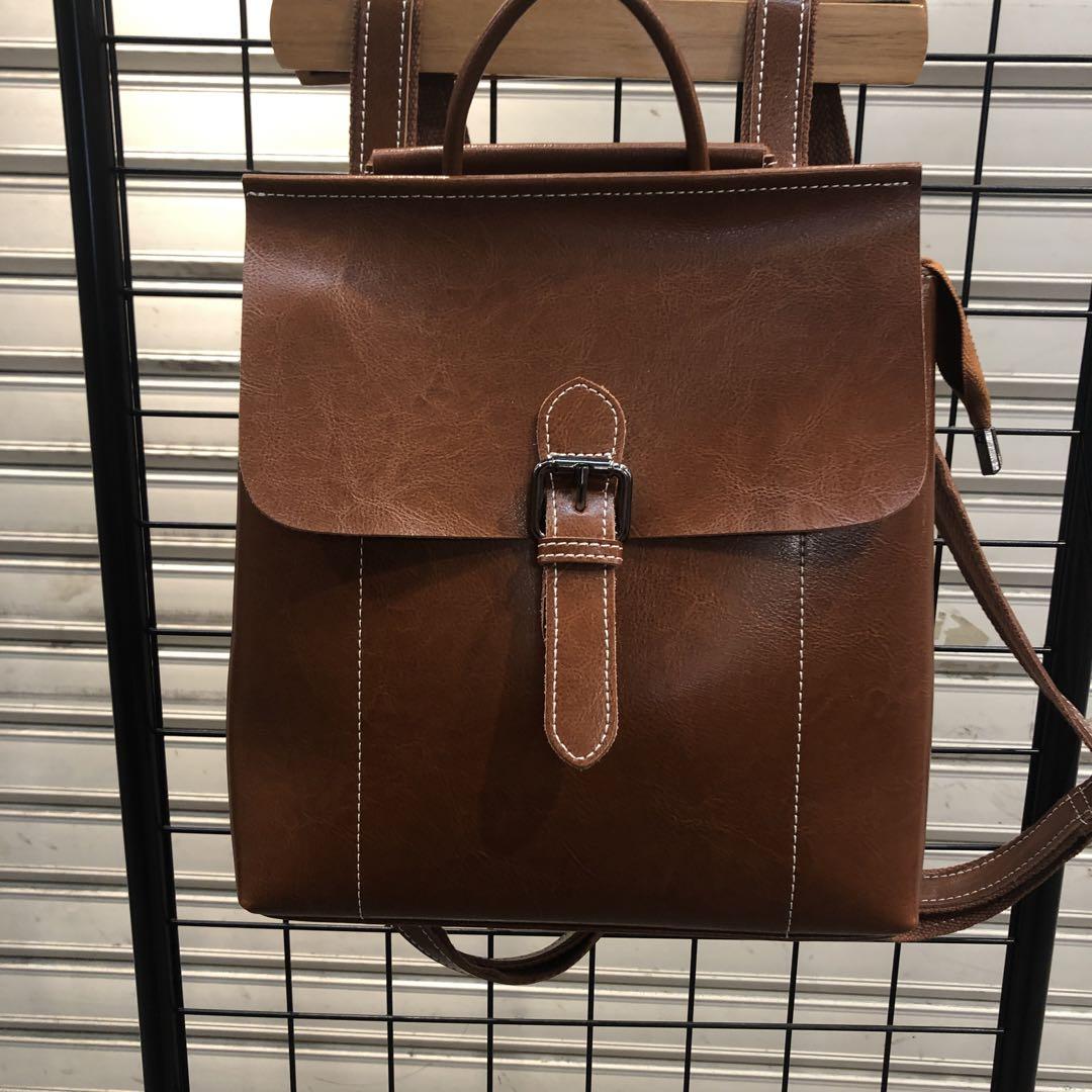 GUSCIO(グッシオ)『新品』《100%スプリットレザー》2WAYリュック