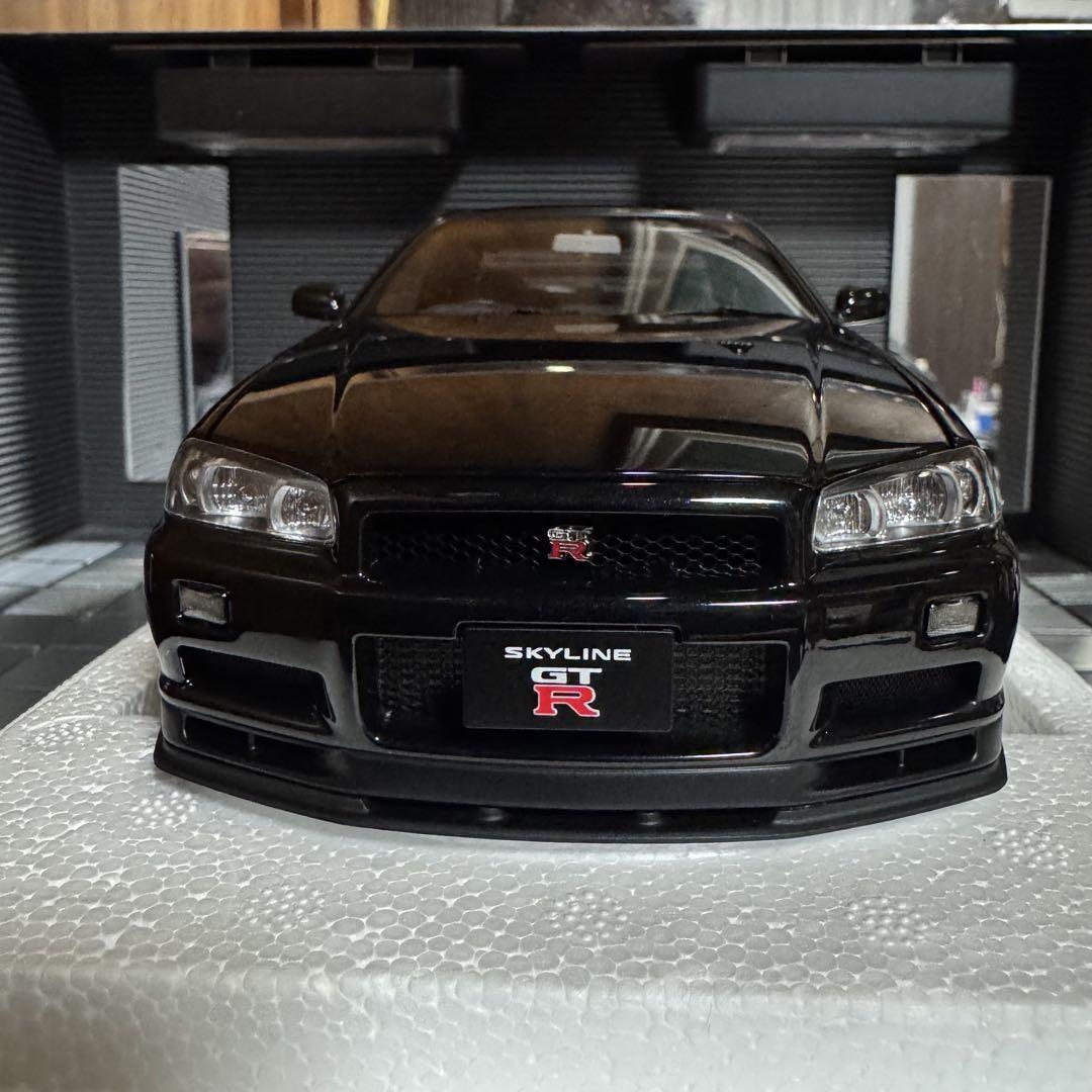 未展示品 オートアート1/18 日産スカイラインGT-R R34 V-SPECⅡ
