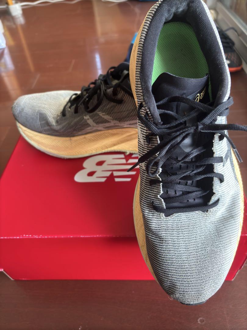 アシックス　superblust ランニングシューズ　27.5