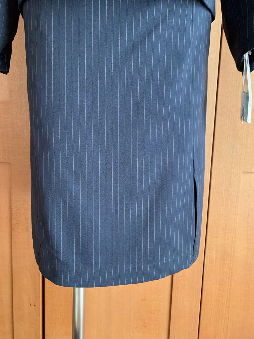 新品  スタイリッシュ　ネイビーストライプ 3点スーツセット  9号