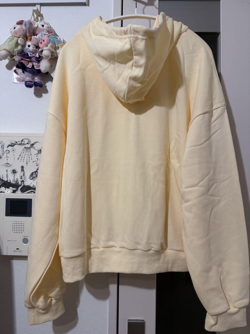 idem イデム　heart frill hoodie ハートフリルフーディー