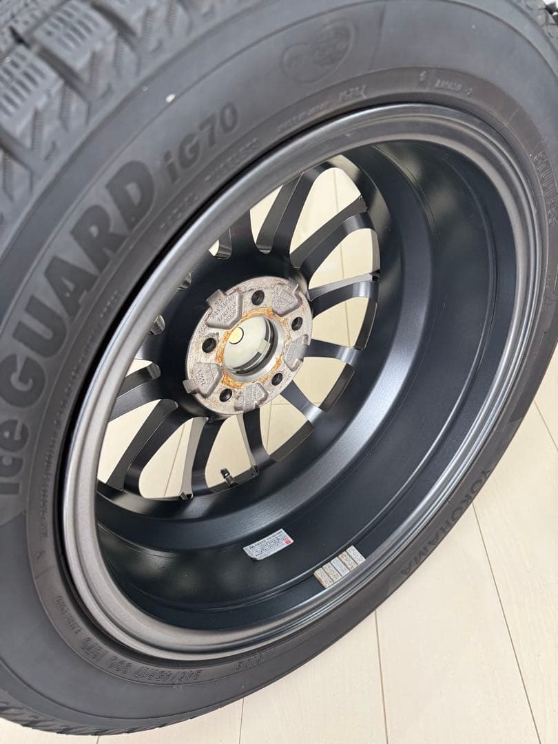 17インチ スタッドレスタイヤ・ホイール セット (4/4) 17インチ スタッドレスタイヤ・ホイール セット (4/4)