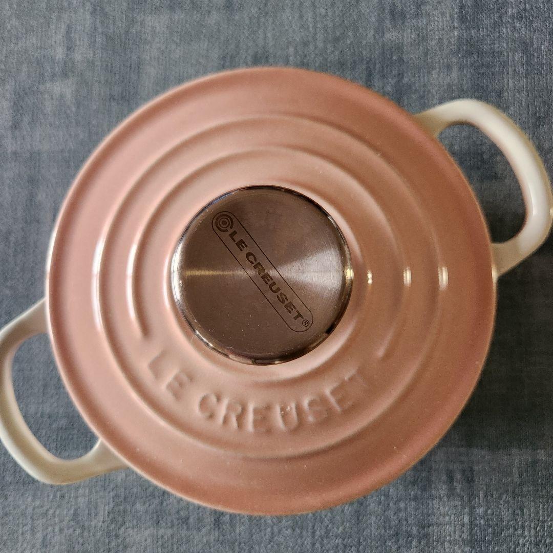 【極美品】LE CREUSET　ココット ロンド パウダーピンク　14cm Amazon｜ル・クルーゼ(Le Creuset) 鋳物 ホーロー 鍋 ココット