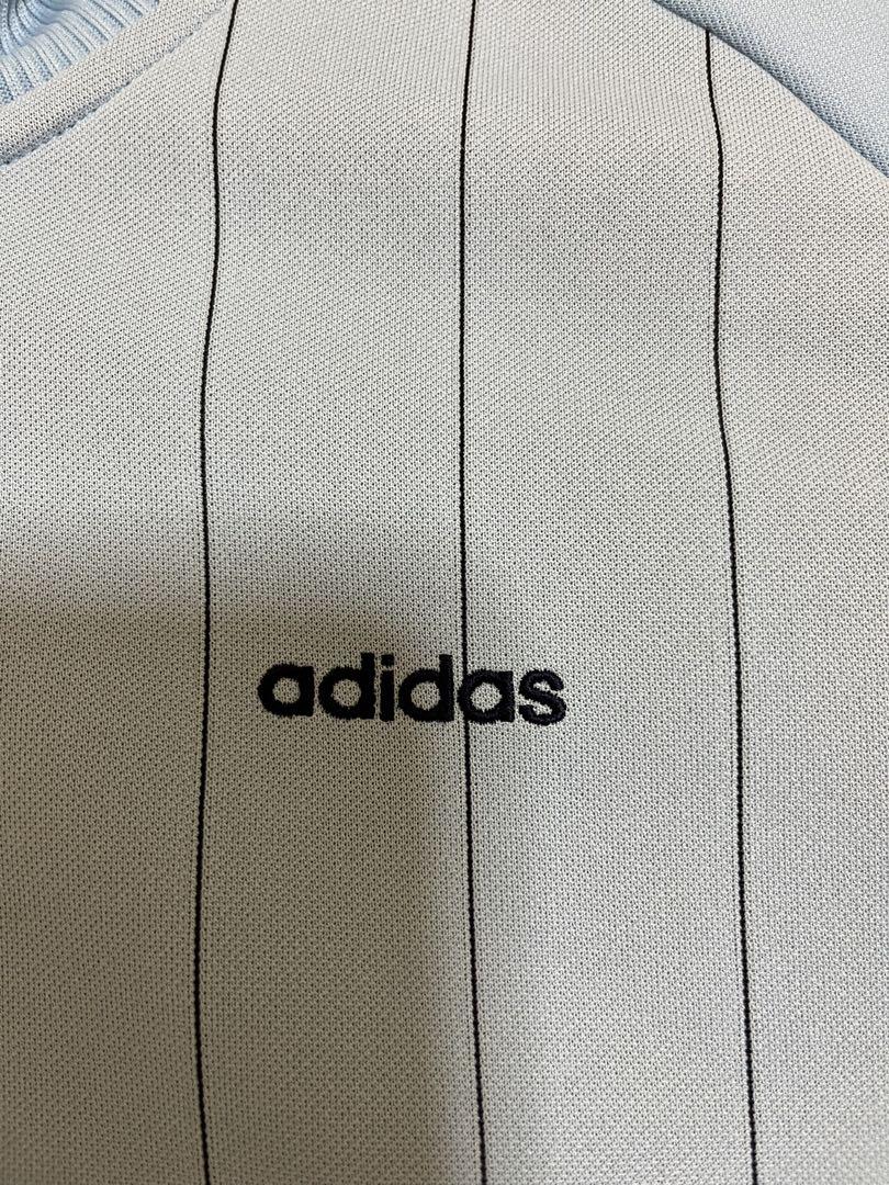 adidas ストライプジャケット ライトブルー