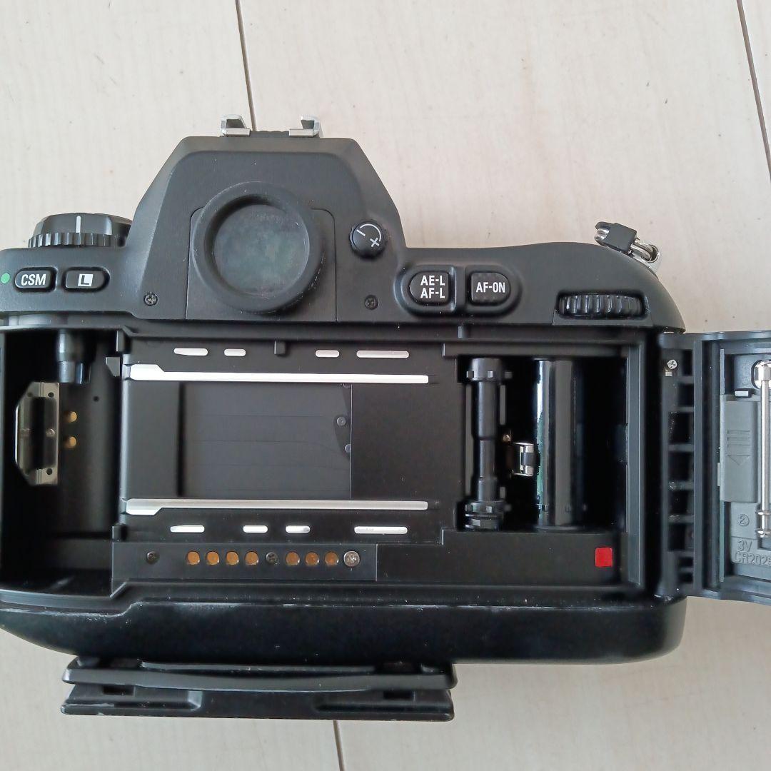 55.NIKON　Ｆ100 レ