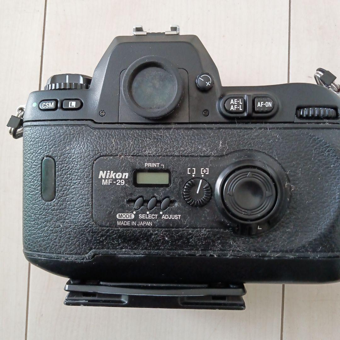 55.NIKON　Ｆ100 レ