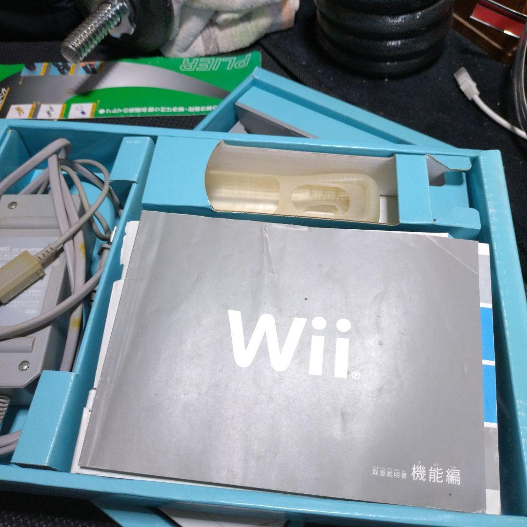 Wii本体 Wii Fit Plus バランスWiiボードセット - メルカリ