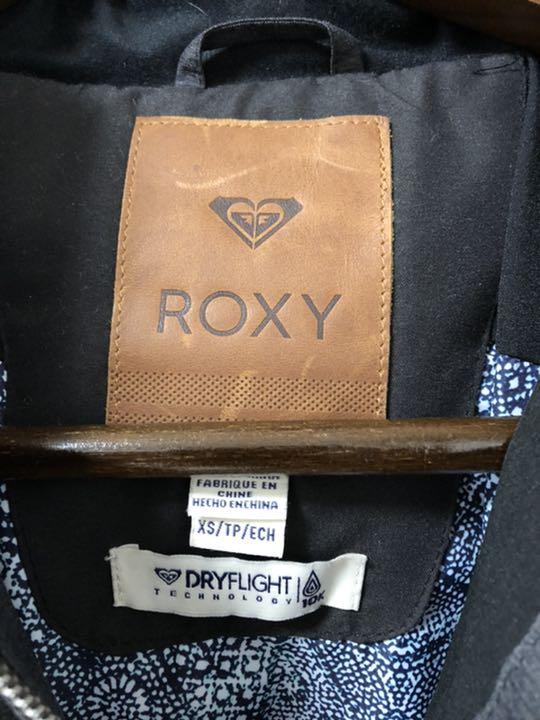 スノボー　ウエア　roxy スキー　ダウン　ジャケット　ウェア