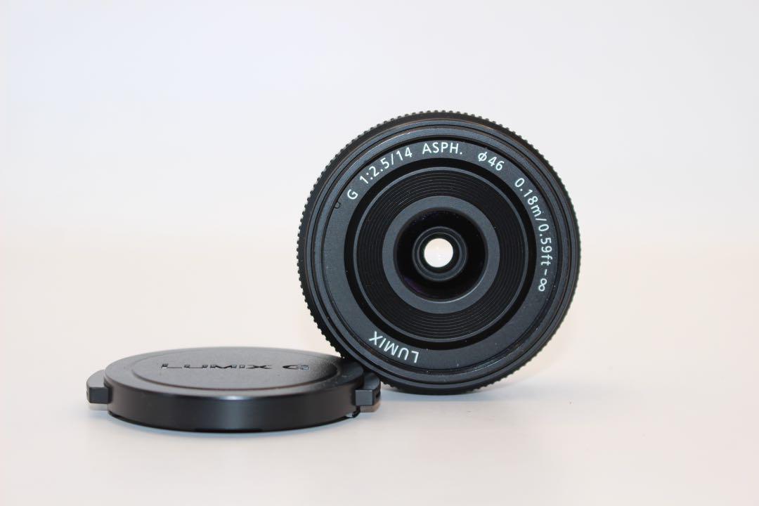 ★お買い得★ LUMIX 14mm 単焦点レンズ　H-H014 パンケーキ