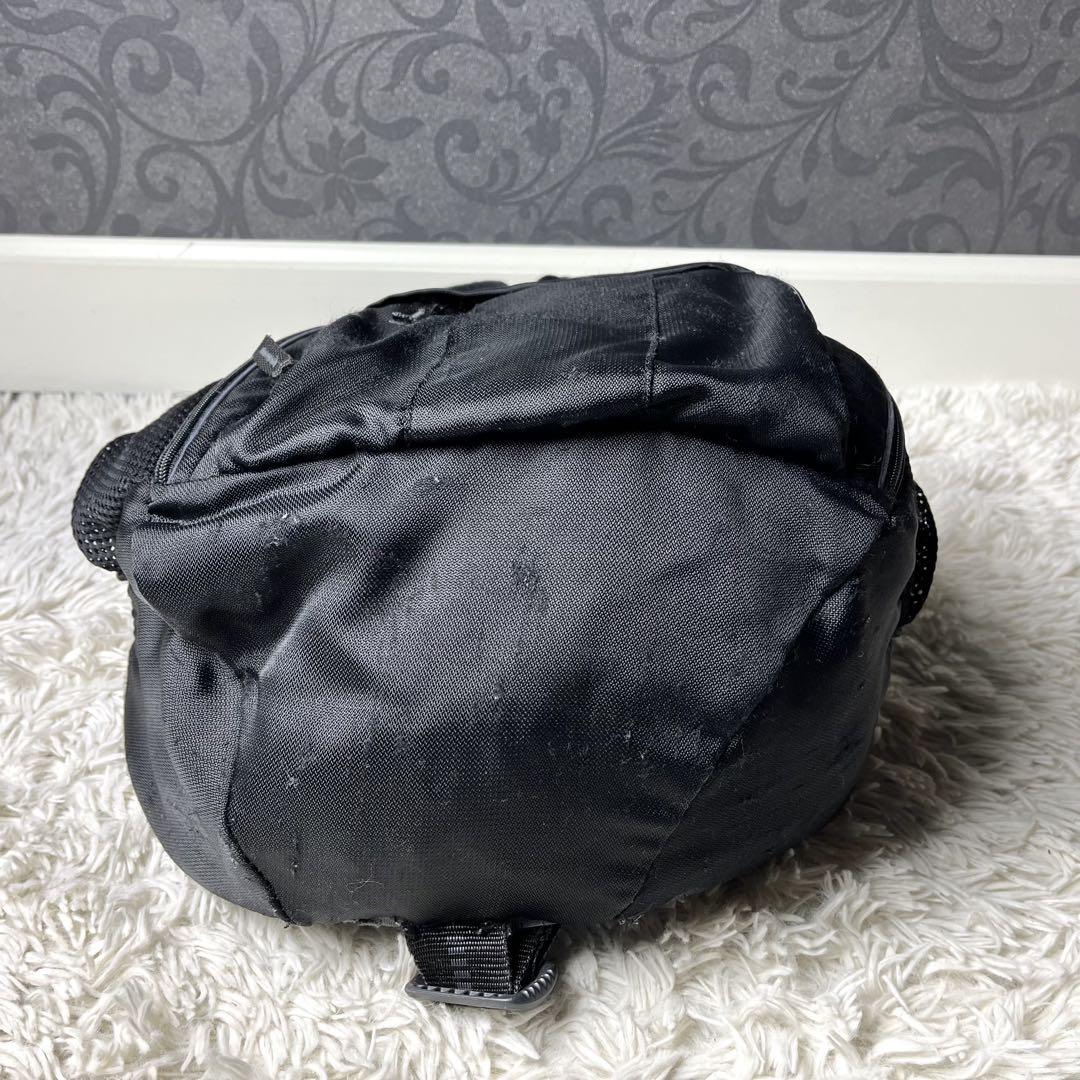 テック ブラック