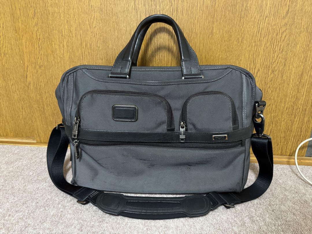 TUMI 26109PW2Eインターナショナル・オーガナイザー・ブリーフ　グレー