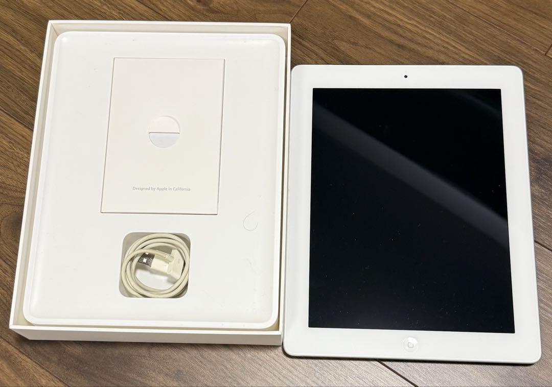 iPad (第 3 世代) Wi-Fi + Cellular 16GB シルバー iPad（第3世代） Wi-Fi + Cellular 16GB