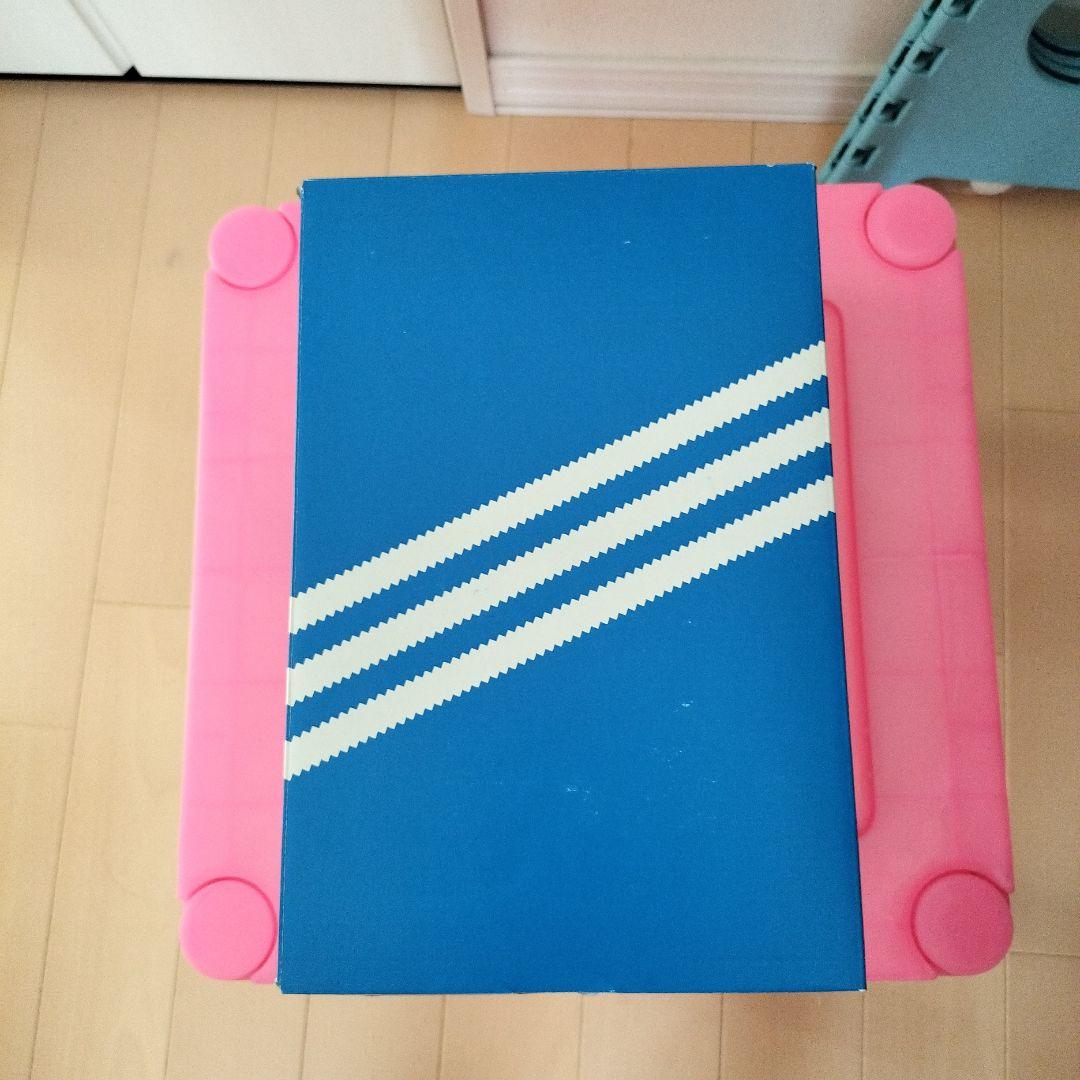 たて様　新品タグ付き　アディダス　スタンスミス　スニーカー　23.5cm