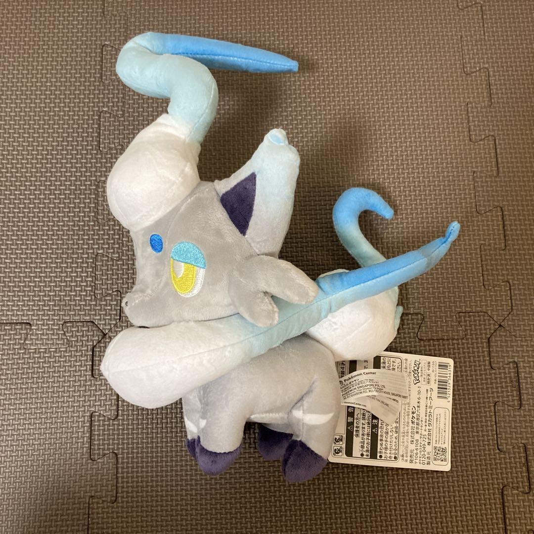 ポケモンセンター限定　ヒスイゾロア　ぬいぐるみ
