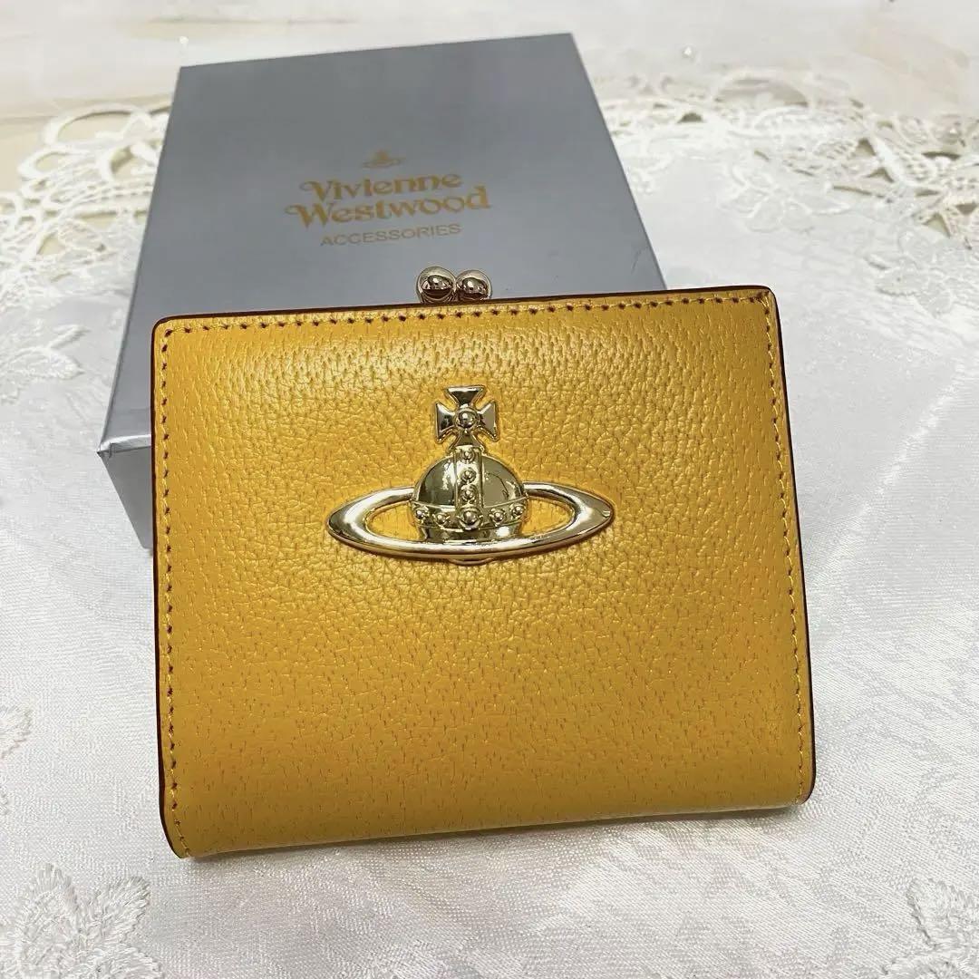 ヴィヴィアン ウエストウッド 財布 2つ折り財布 YELLOW イエロー Vivienne Westwood イエロー 二つ折り財布 - メルカリ