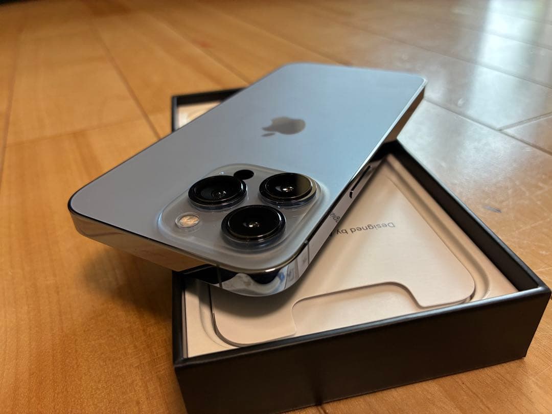 【極美品】Apple iPhone 13 Pro シエラブルー256GB 本体