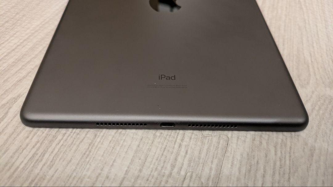 iPad スペースグレー