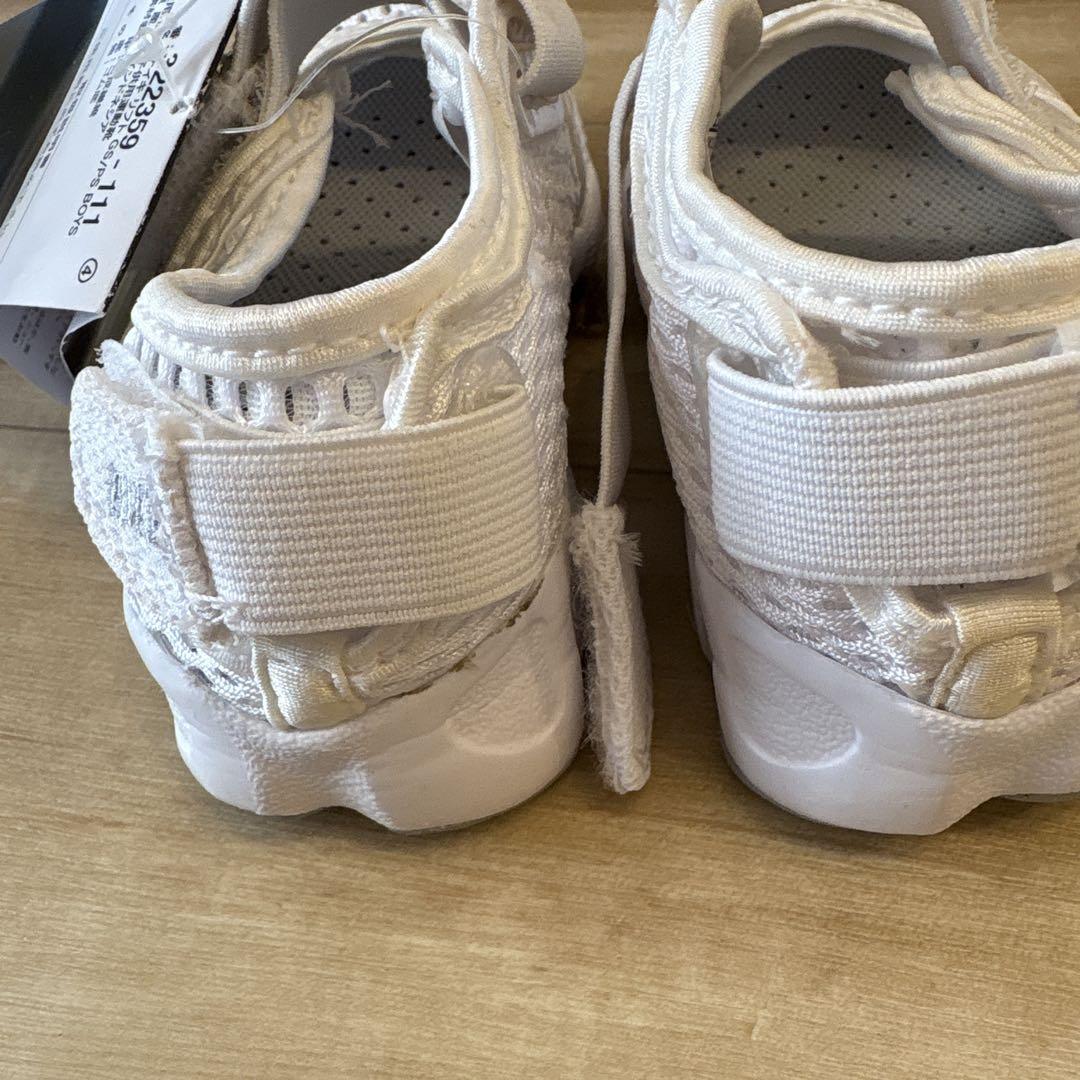 最終値下げ⬛︎新品タグ付き⬛︎NIKE エアリフト　白17cm 男の子　女の子