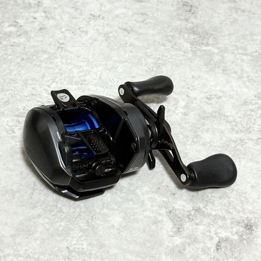 ☆程度良好☆シマノ(SHIMANO) ベイトリール 両軸 20 SLX DC70