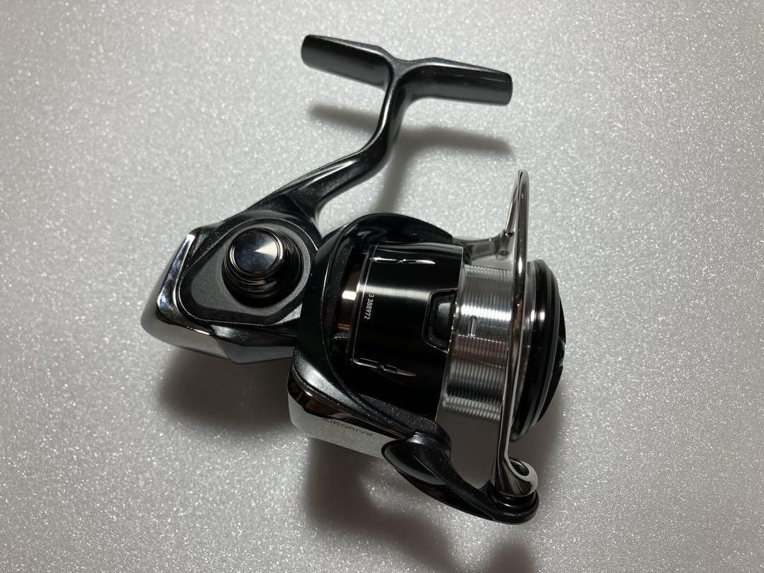 DAIWA LUVIAS LT2500S スピニングリール