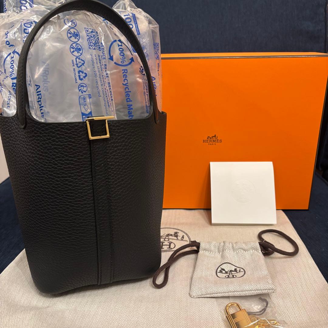 【専用出品】エルメス ピコタンロック18 PM 黒×ゴールド G刻印 新品】エルメス ピコタンロック18 PM 黒×ゴールド G刻印 - メルカリ