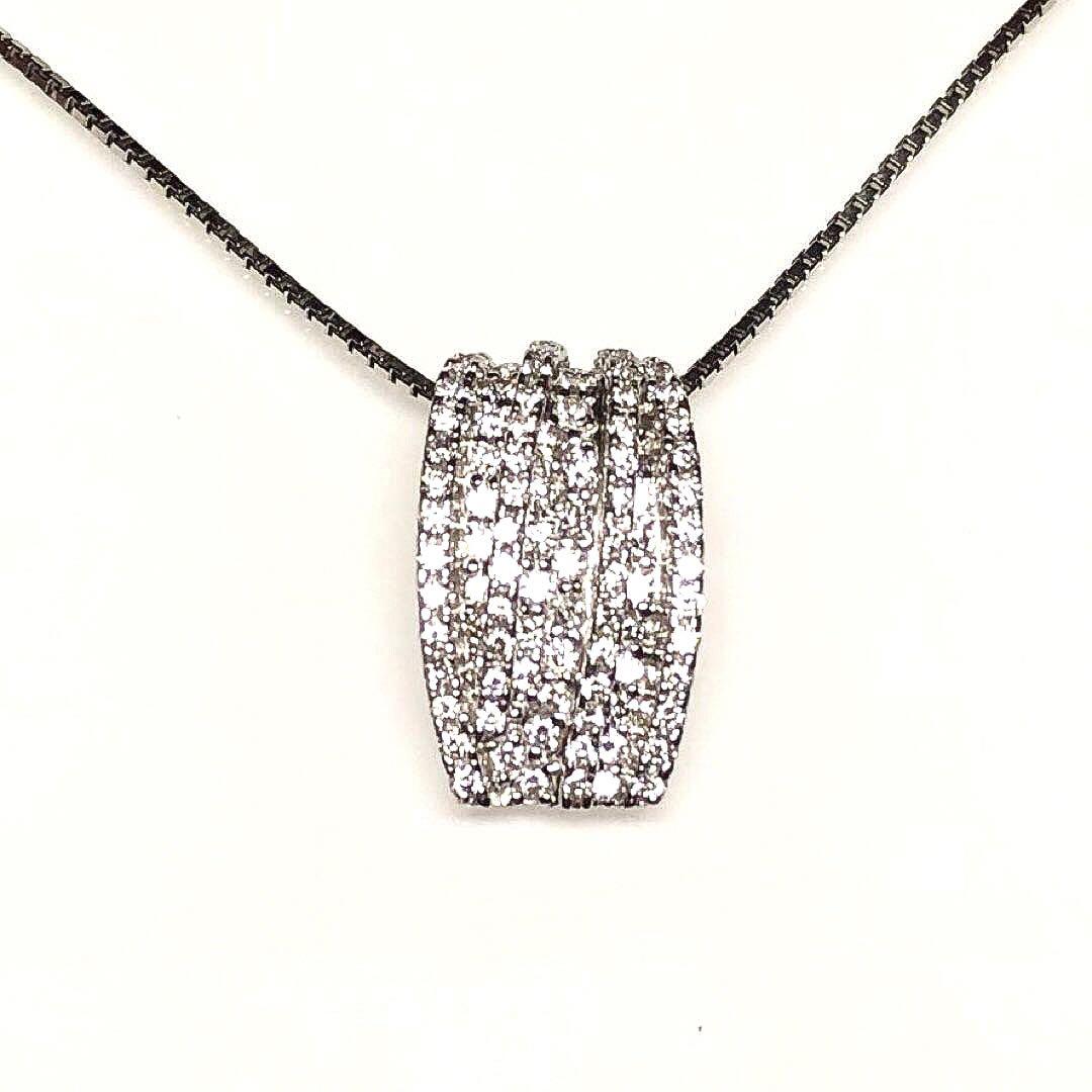 Pt 900 ダイヤモンドペンダント1.01ct