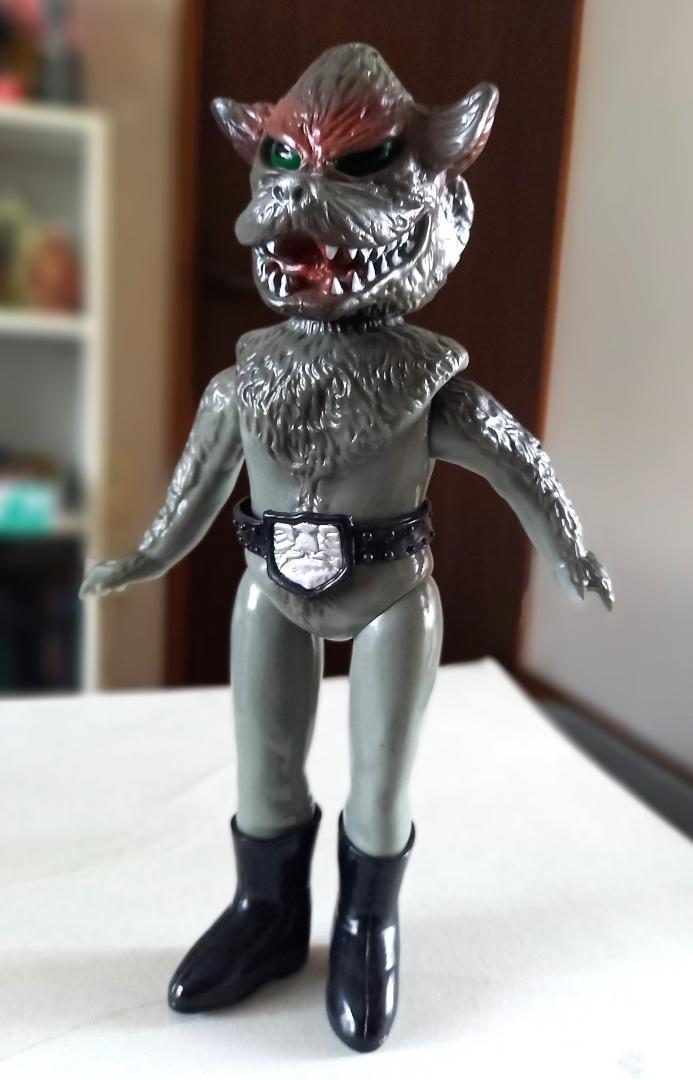 ★オオカミ男　「仮面ライダー」から 2000年　unifive