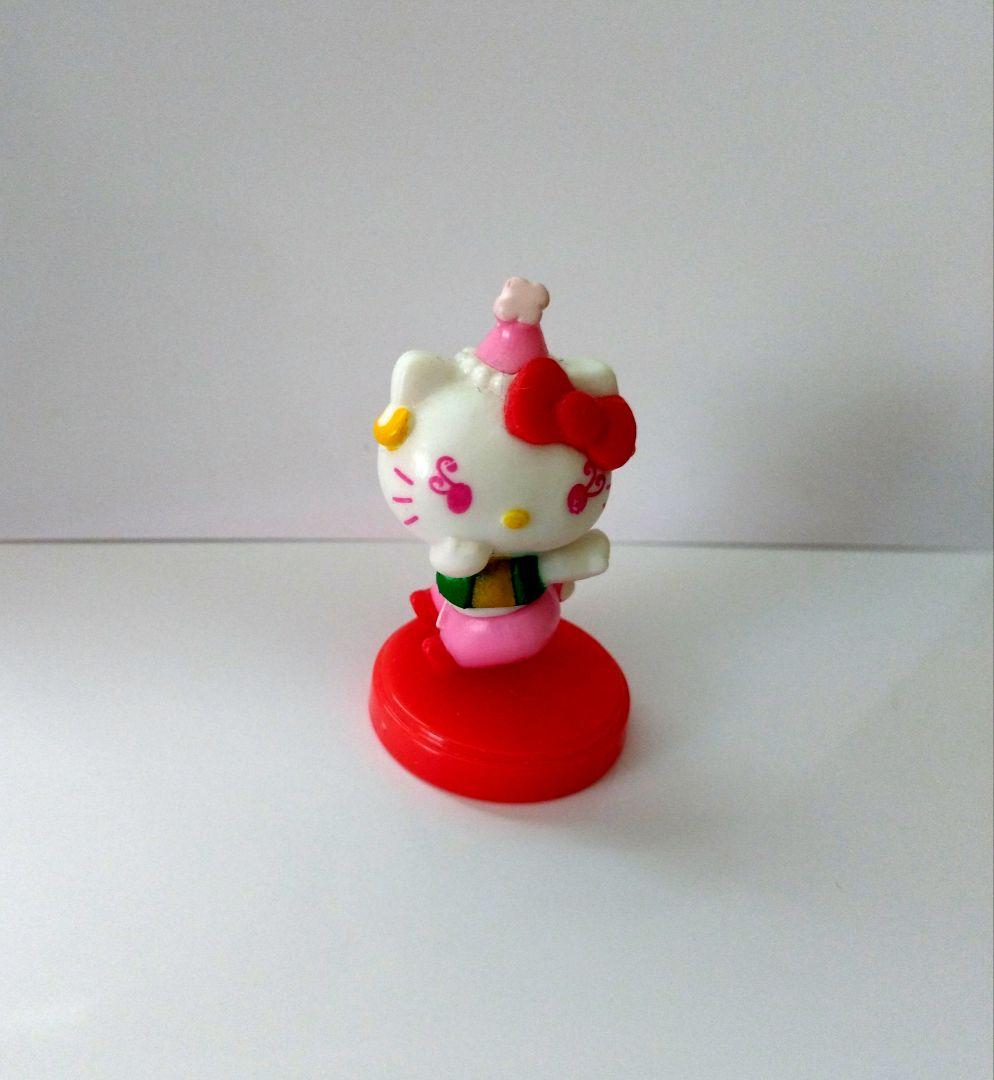 ハローキティミニフィギュア Amazon.co.jp: Jazwares ハローキティとフレンズ 50周年記念
