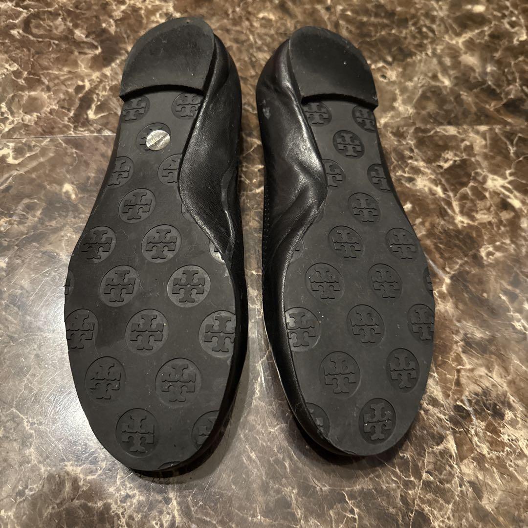 Tory Burch 黒 フラットシューズ - メルカリ